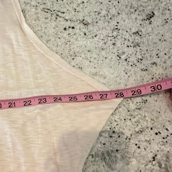 Revolve LA Made Womens Medium Pullover Top Cream Sleeveless V Neck NWT - Picture 7 of 8